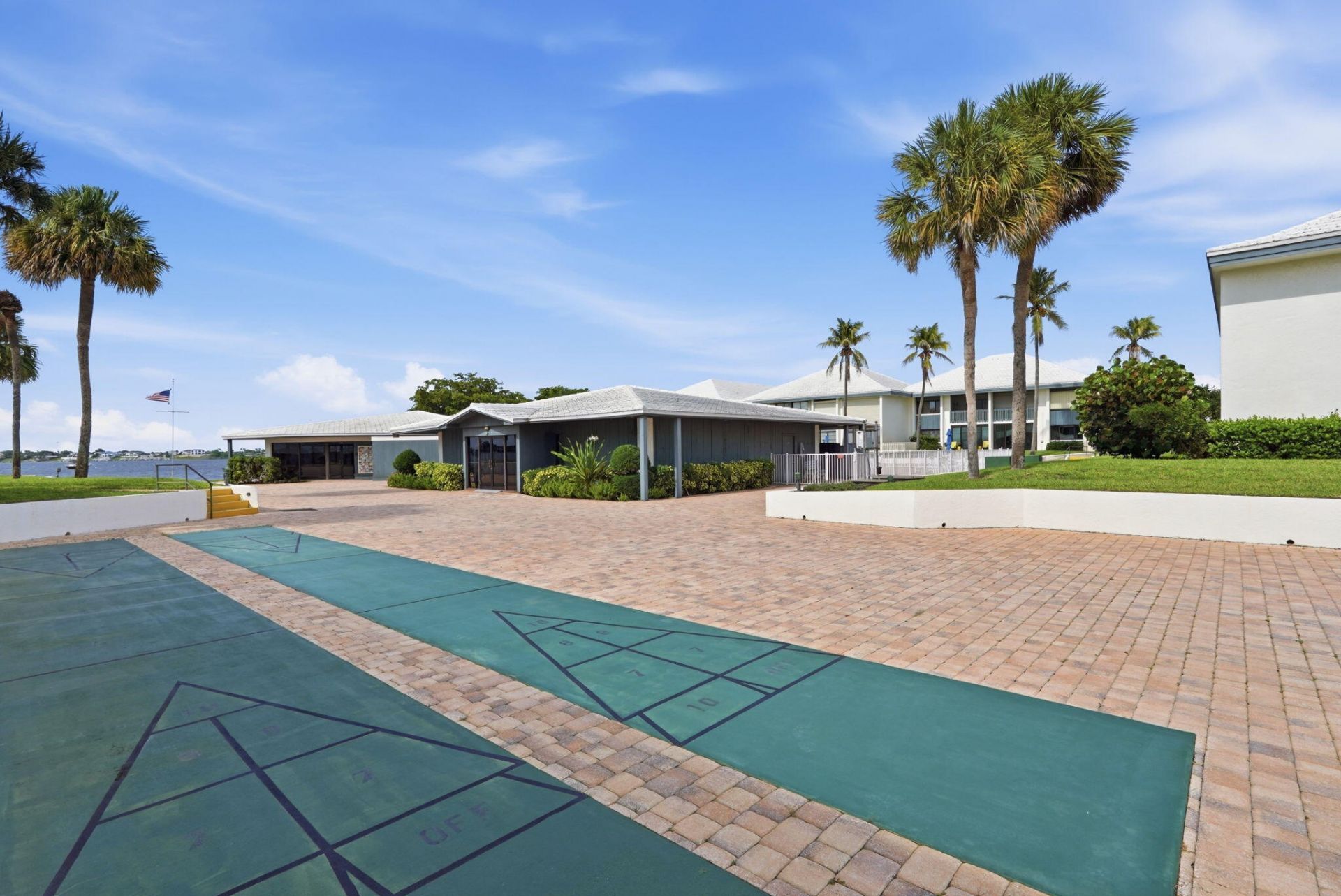 175 SE St Lucie Boulevard, Unit D-2, Stuart, FL 34996 Photo