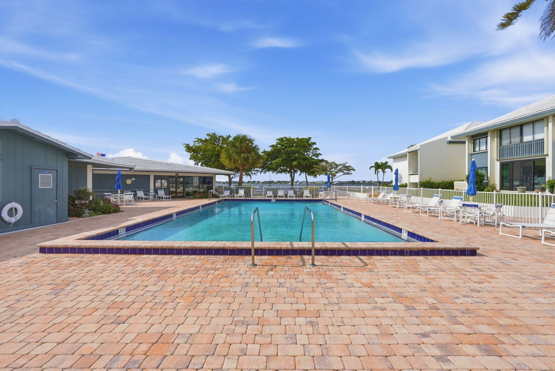 175 SE St Lucie Boulevard, Unit D-2, Stuart, FL 34996 Photo