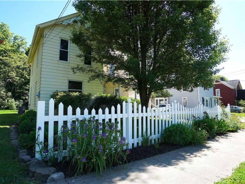 81 W Marion Street, Doylestown, OH 44230 Photo 1