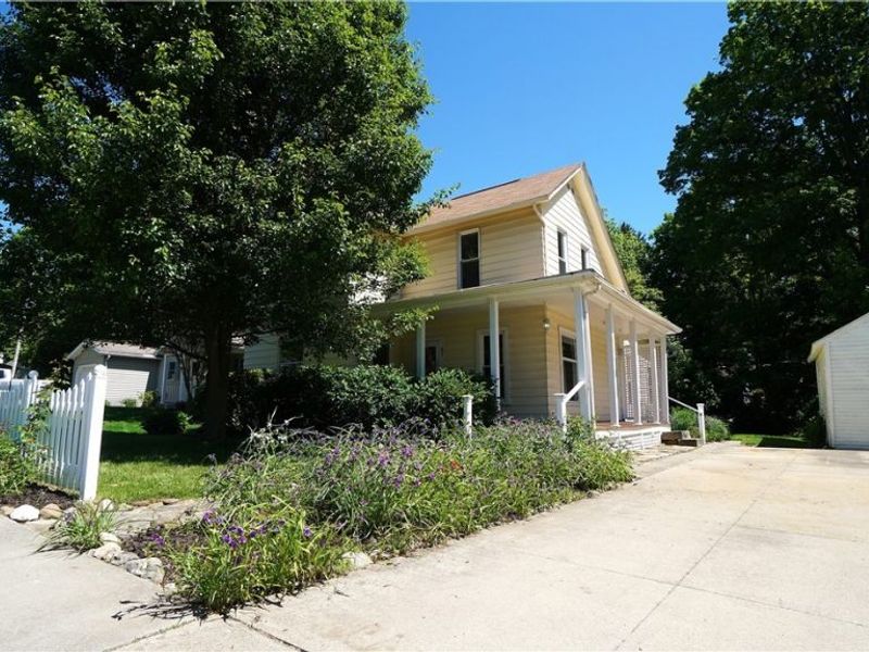 81 W Marion Street, Doylestown, OH 44230 Photo 2