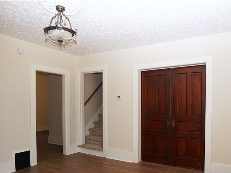 81 W Marion Street, Doylestown, OH 44230 Photo 8
