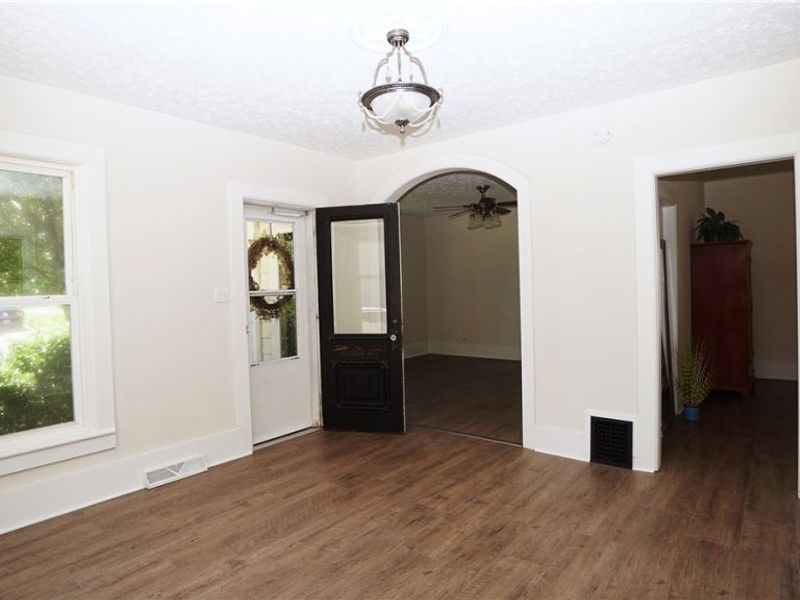 81 W Marion Street, Doylestown, OH 44230 Photo 9