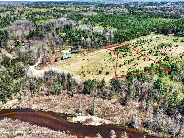 2 Trail Inn South Road, Cable, WI 54821