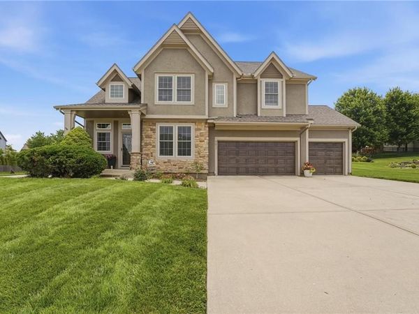 9611 N Ditzler Court, Kansas City, MO 64157