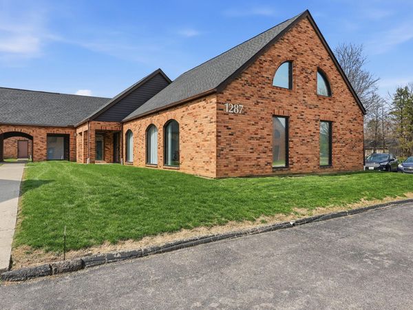 1287 Worthington Woods Boulevard , Columbus, OH 43085