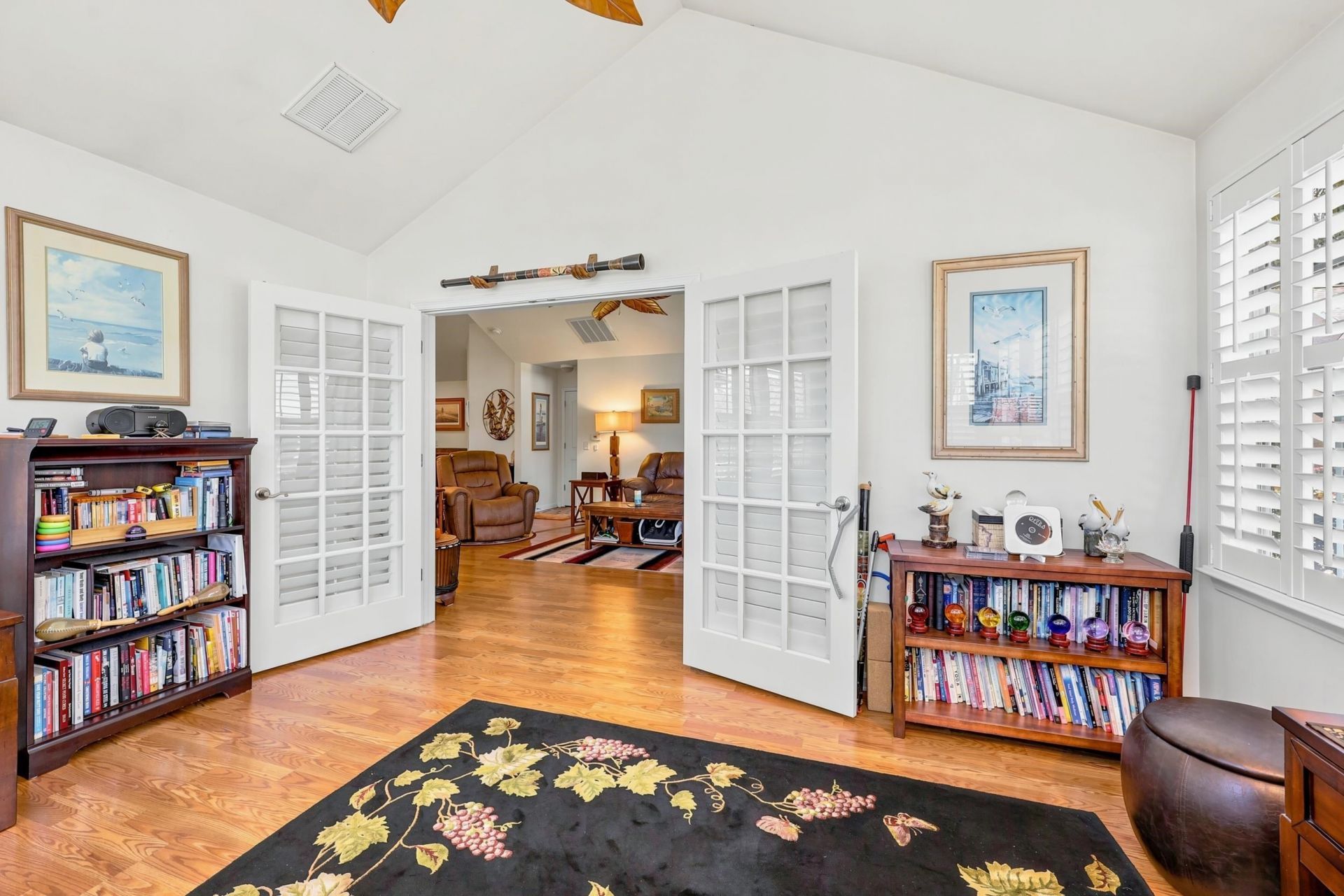 133 Stonegate Blvd.  Photo 4