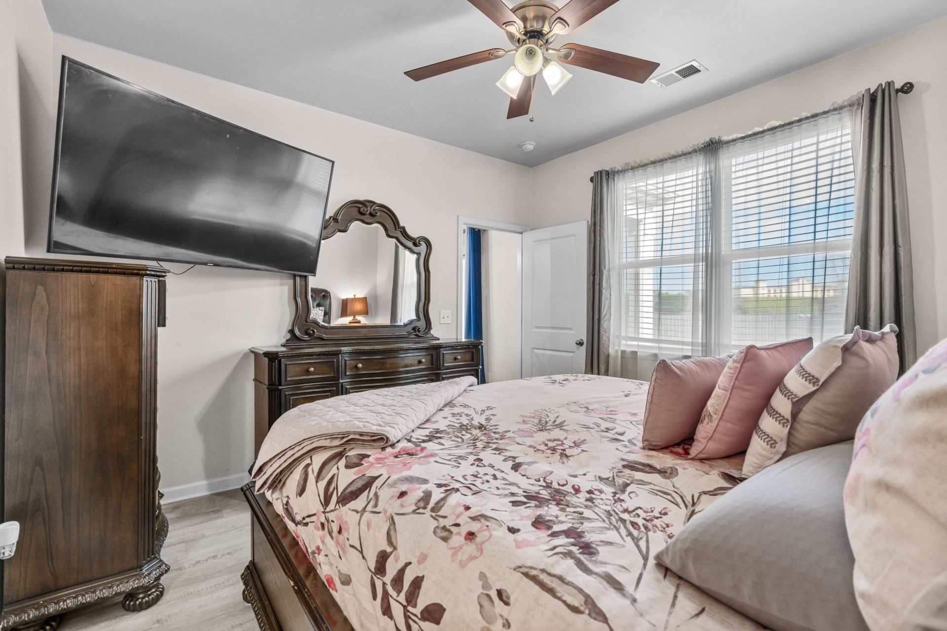 2804 Ophelia Way  Photo 23