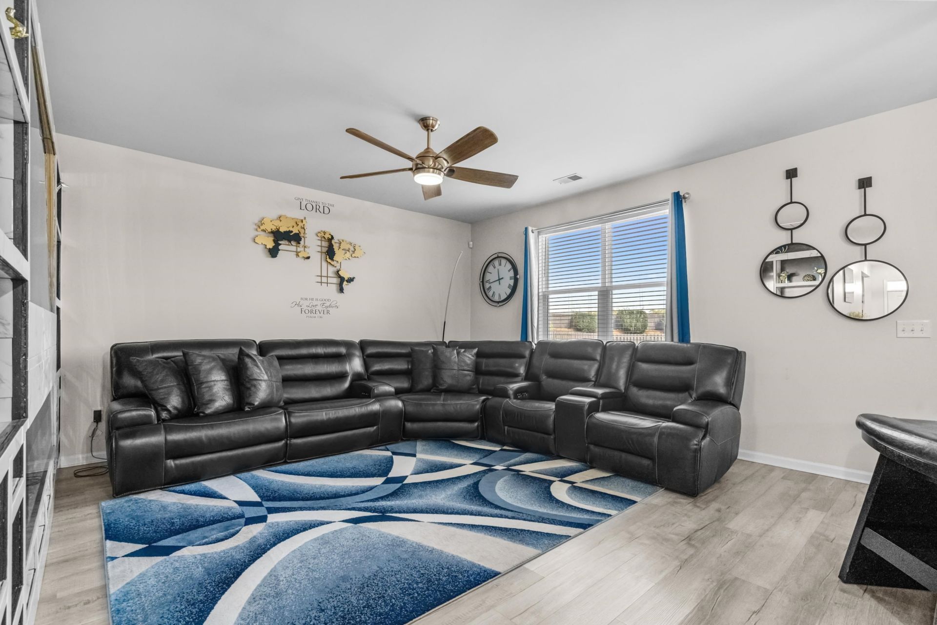 2804 Ophelia Way  Photo 5
