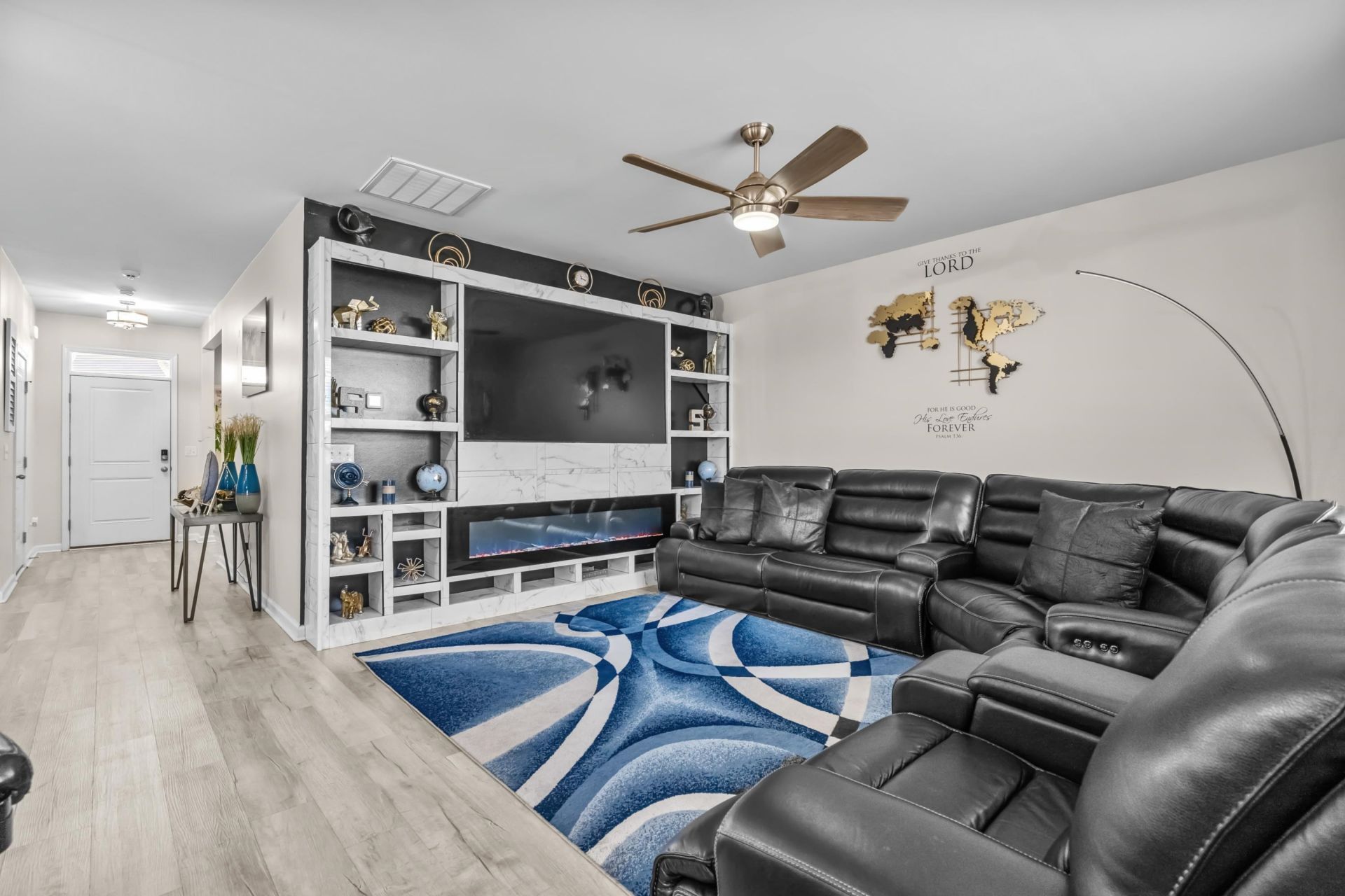 2804 Ophelia Way  Photo 6