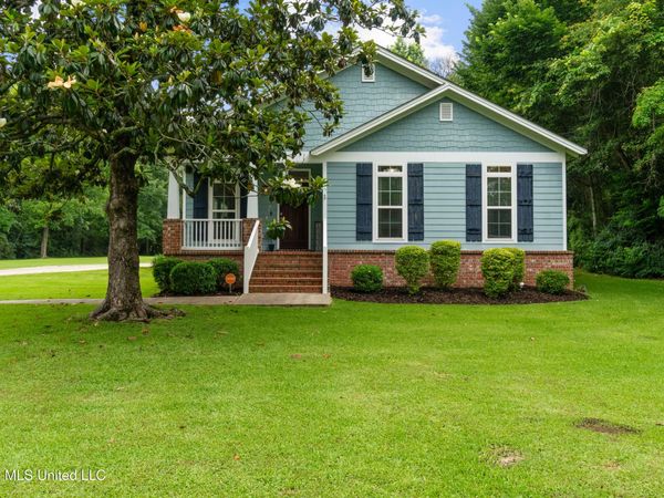 1112 N 34th Avenue, Hattiesburg, MS 39401