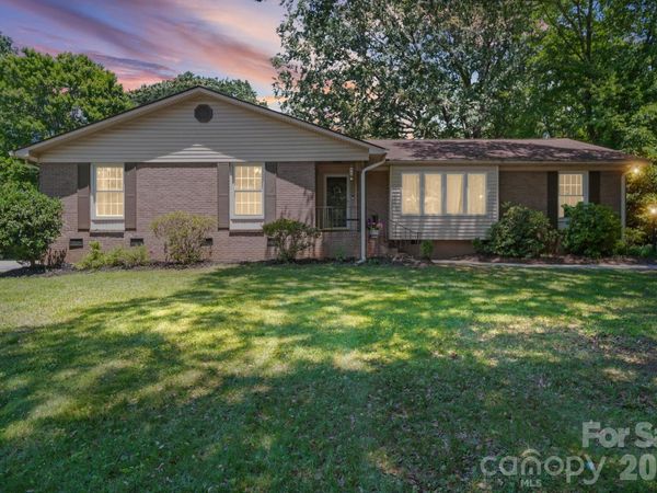 5329 Providence Road , Charlotte, NC 28226