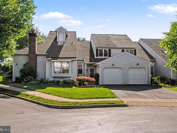 302 SOMERSET COURT, LANSDALE, PA 19446