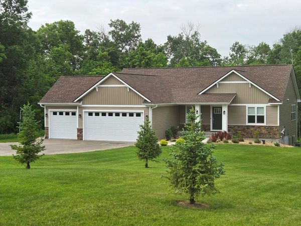 W10644 566th Avenue, Prescott, WI 54021