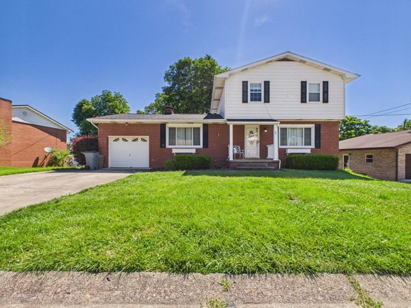 71 Simspson Drive, Huntington, WV 25705