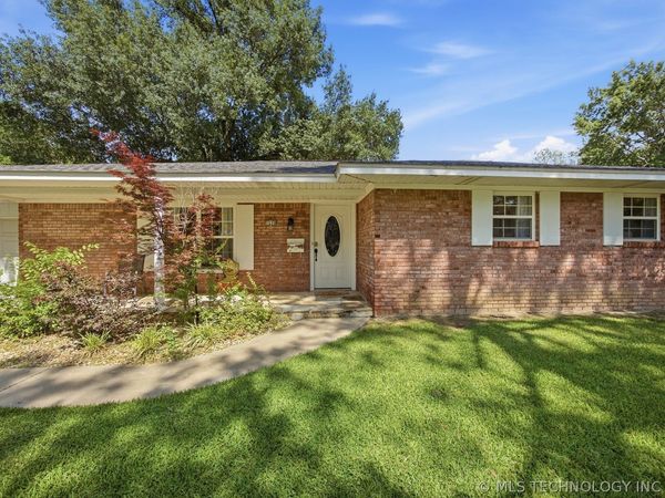1530 S Pineywood Drive , McAlester, OK 74501