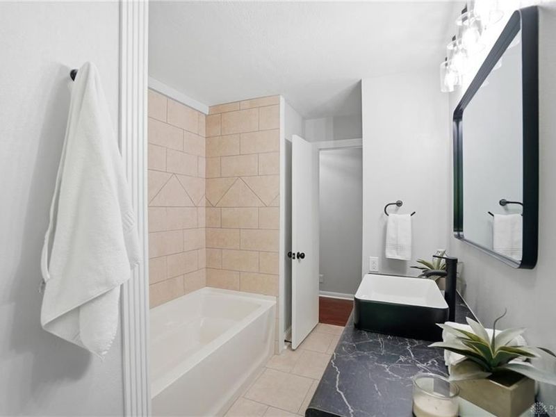 327 Constantia Avenue, Dayton, OH 45419 Photo 21