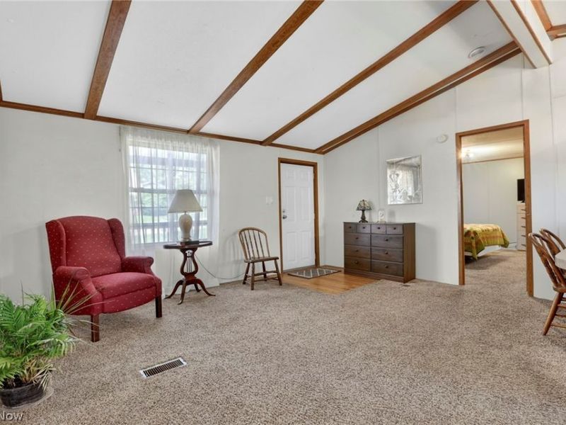 8320 Hopewell National Road , Zanesville, OH 43701 Photo 12