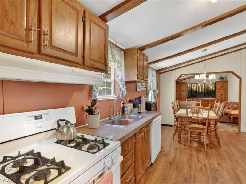 8320 Hopewell National Road , Zanesville, OH 43701 Photo 18