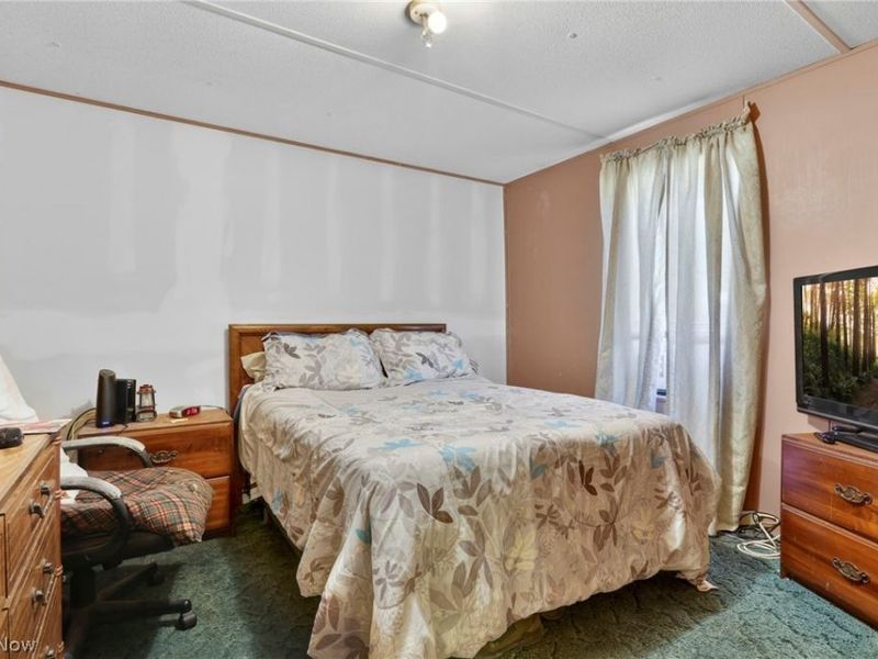 8320 Hopewell National Road , Zanesville, OH 43701 Photo 24