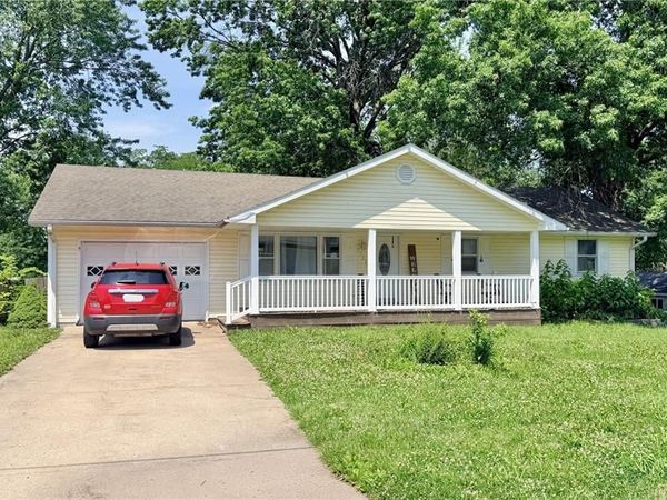 1726 Deringer Street, Chillicothe, MO 64601