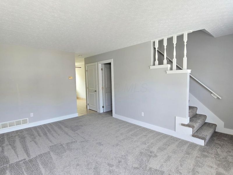 2960 Sawdust Lane , Dublin, OH 43017 Photo 2