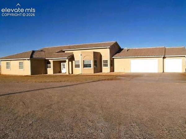 7571 Vanessa Drive, Pueblo, CO 81005