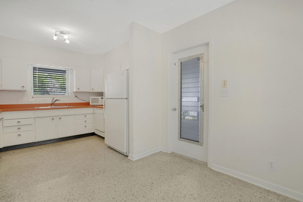 3410 Poinsettia Avenue, West Palm Beach, FL 33407 Photo