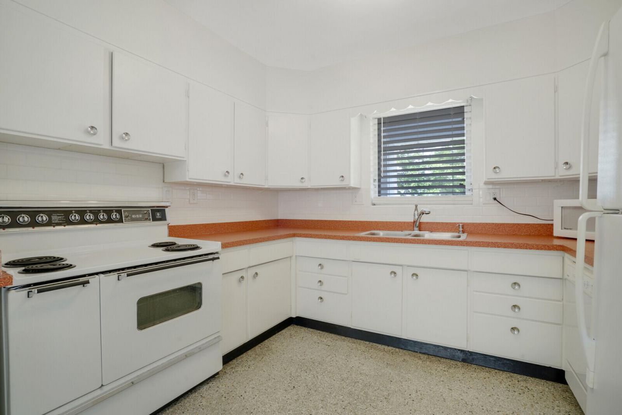 3410 Poinsettia Avenue, West Palm Beach, FL 33407 Photo