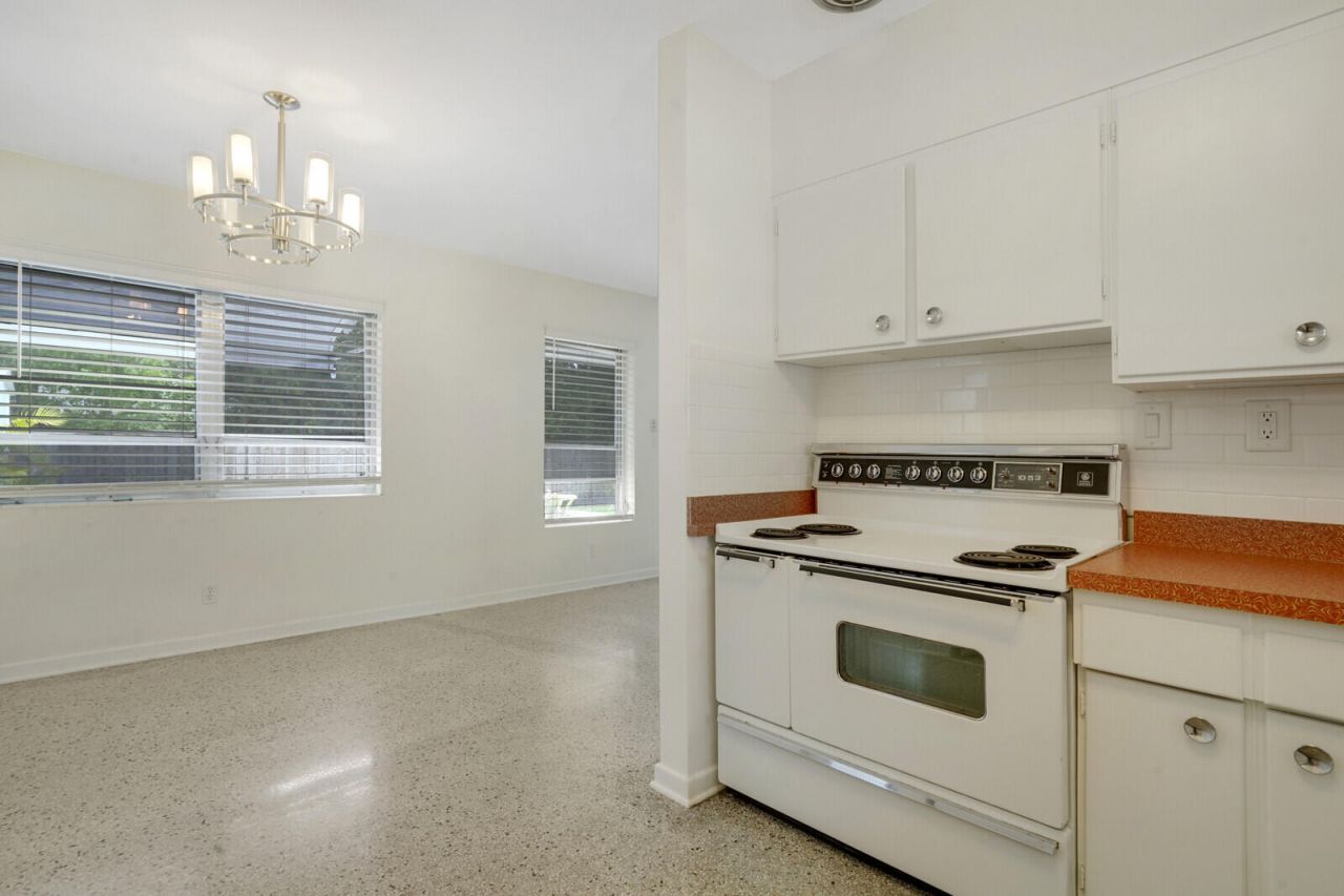 3410 Poinsettia Avenue, West Palm Beach, FL 33407 Photo
