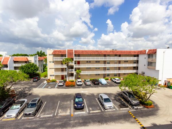 3531 Inverrary Drive, Unit H406, Lauderhill, FL 33319