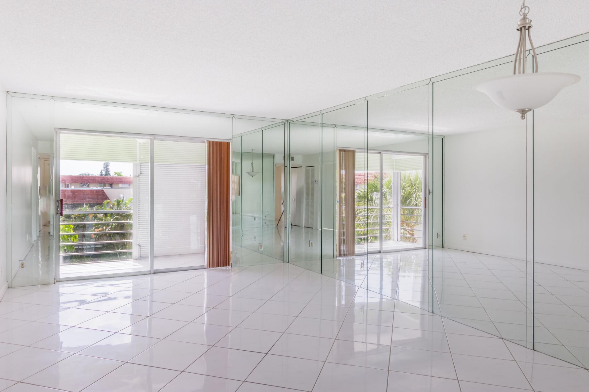 3531 Inverrary Drive, Unit H406, Lauderhill, FL 33319 Photo