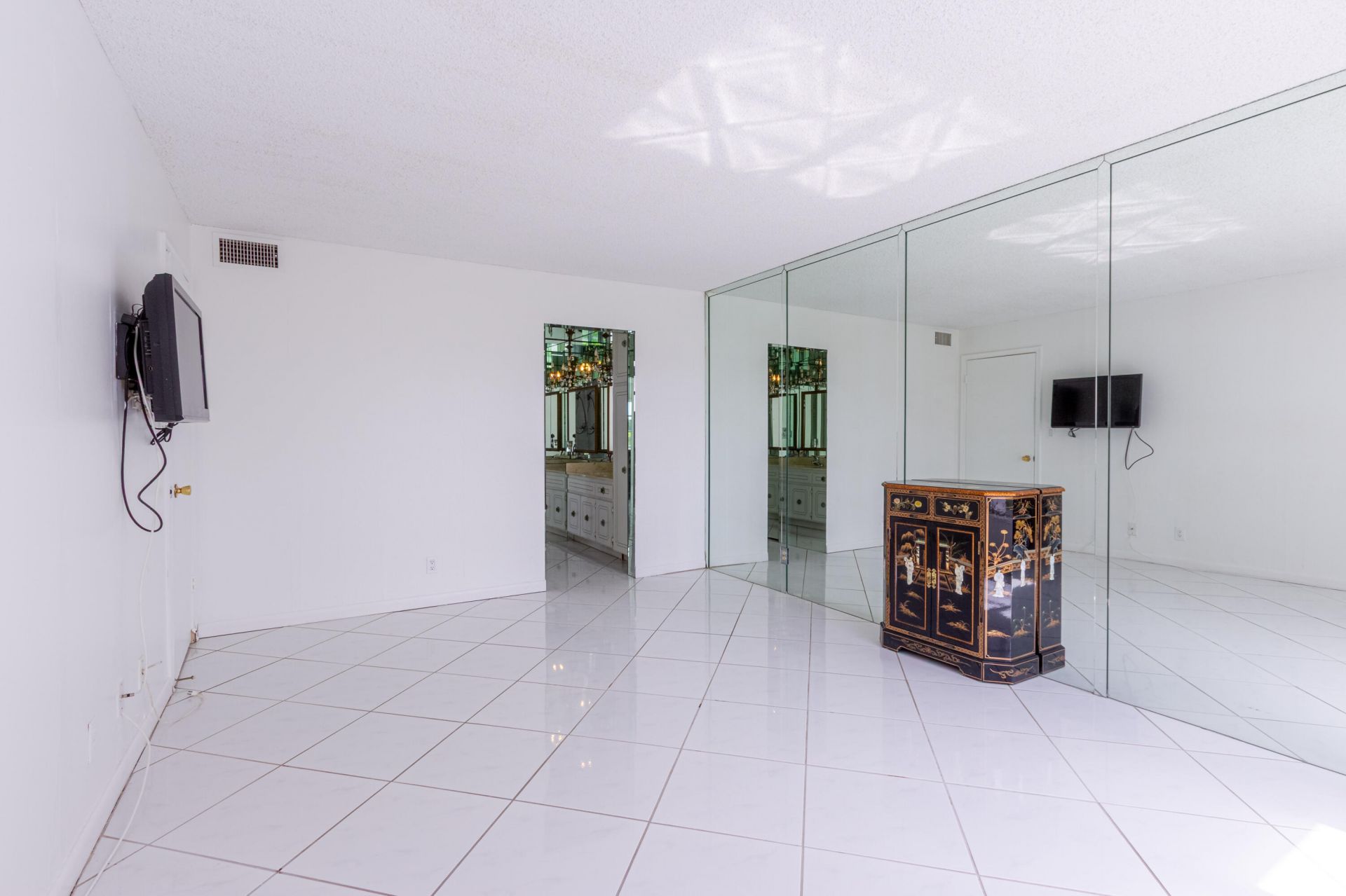 3531 Inverrary Drive, Unit H406, Lauderhill, FL 33319 Photo