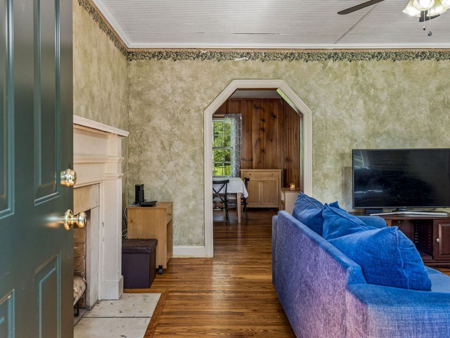 Property Image 6