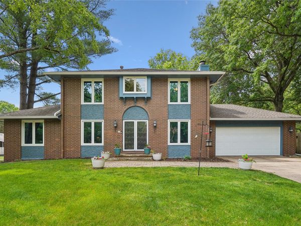 2816 Watrous Avenue, Des Moines, IA 50321