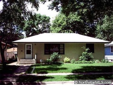4929 Queen Avenue N, Minneapolis, MN 55430