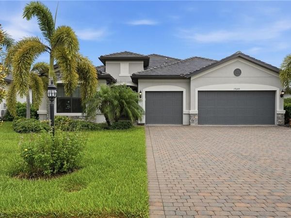 19685 The Place BLVD, ESTERO, FL 33928