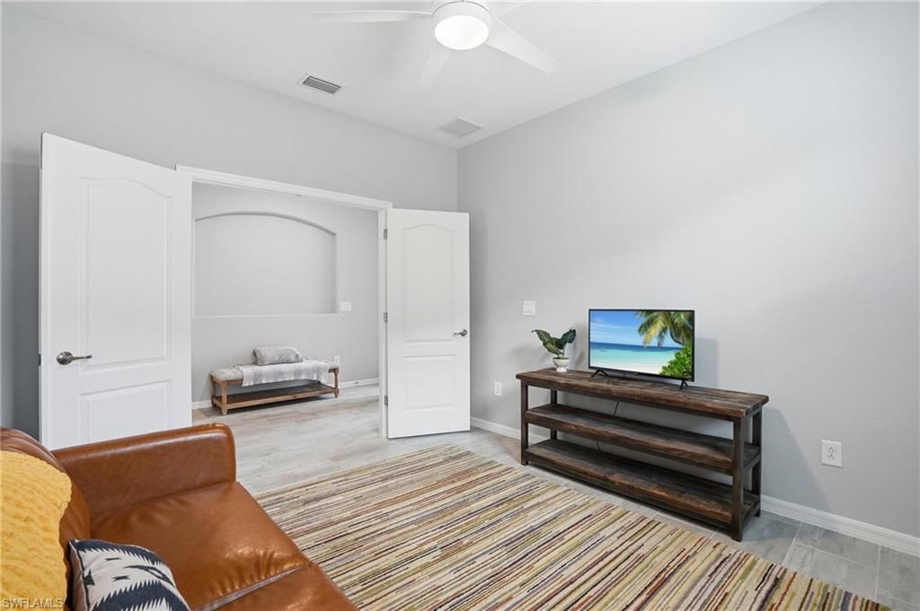 19685 The Place Blvd, Estero, FL 33928 Photo