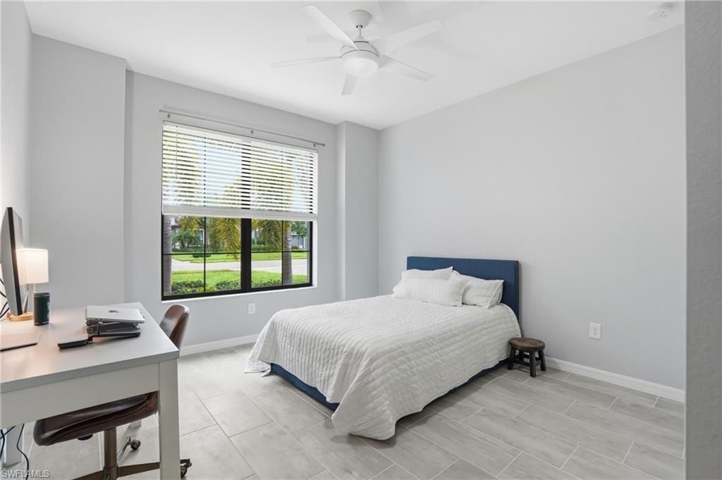19685 The Place Blvd, Estero, FL 33928 Photo