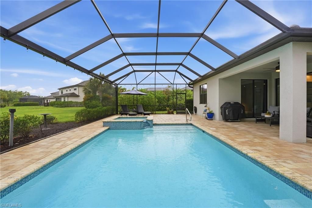 19685 The Place Blvd, Estero, FL 33928 Photo