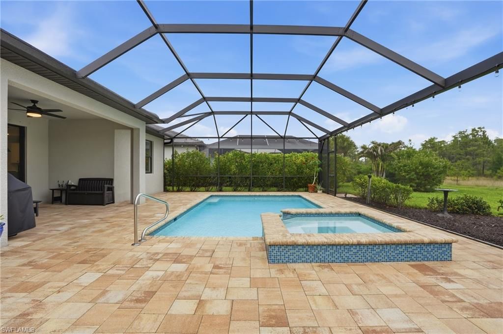 19685 The Place Blvd, Estero, FL 33928 Photo