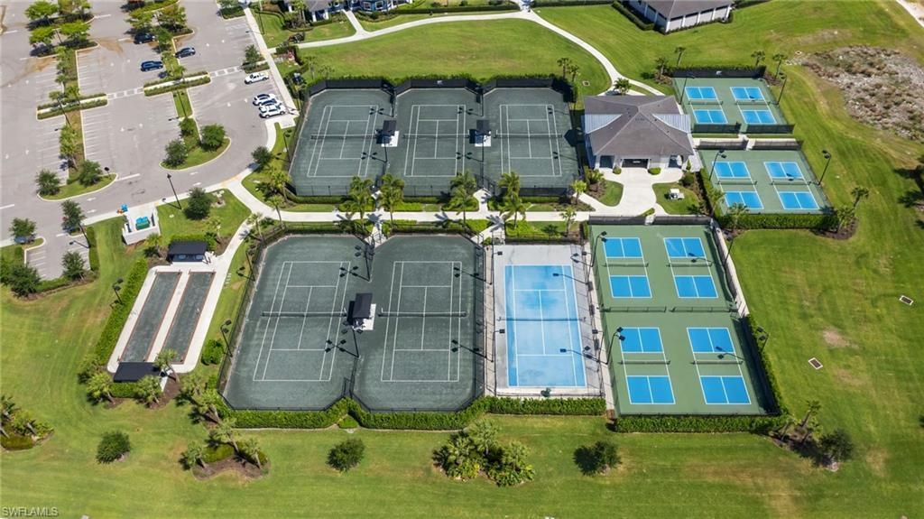 19685 The Place Blvd, Estero, FL 33928 Photo