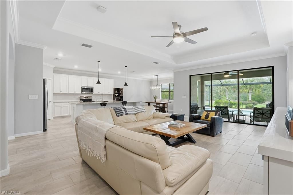 19685 The Place Blvd, Estero, FL 33928 Photo