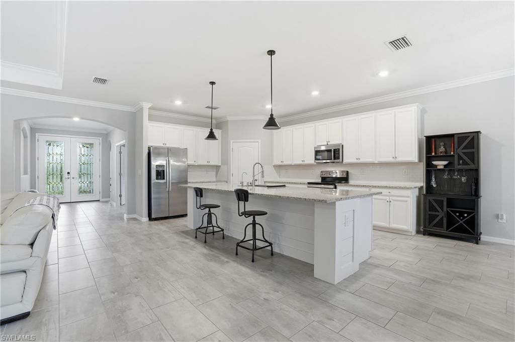 19685 The Place Blvd, Estero, FL 33928 Photo