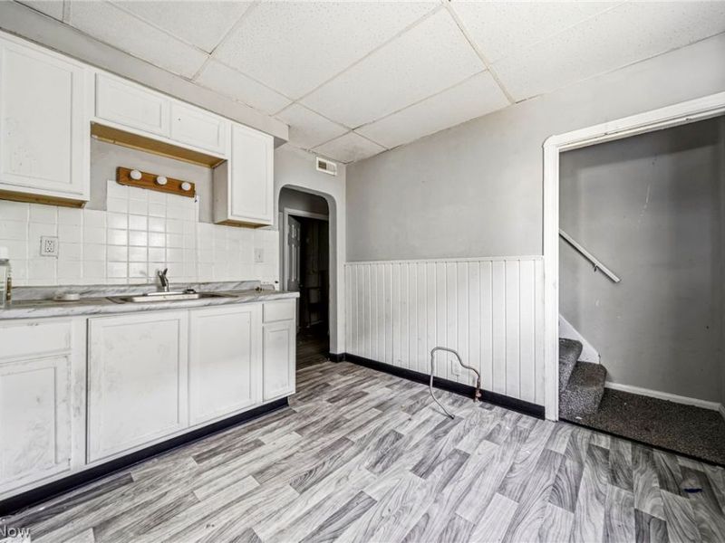 3449 E 71st Street , Cleveland, OH 44127 Photo 7