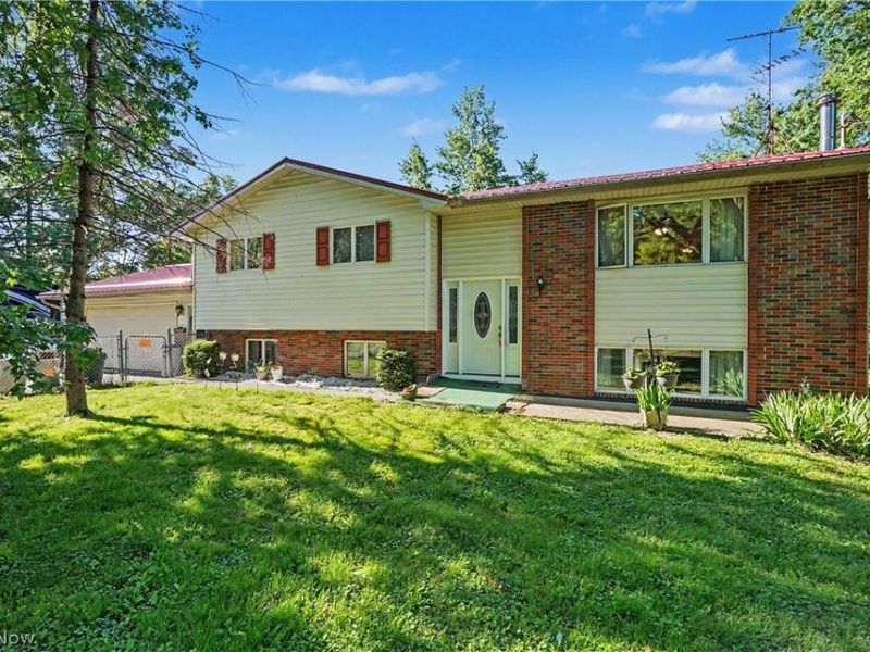 4250 Herr Fieldhouse Road, Southington, OH 44470 Photo 1