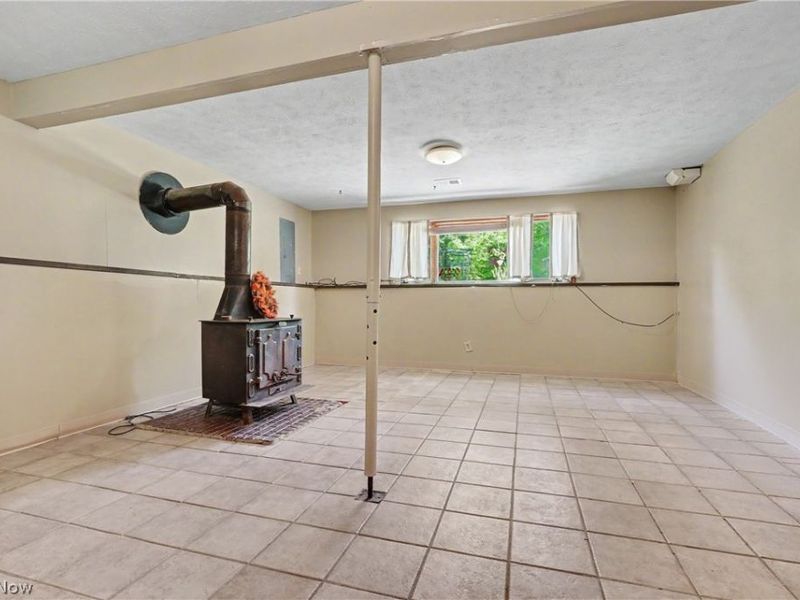 4250 Herr Fieldhouse Road, Southington, OH 44470 Photo 24