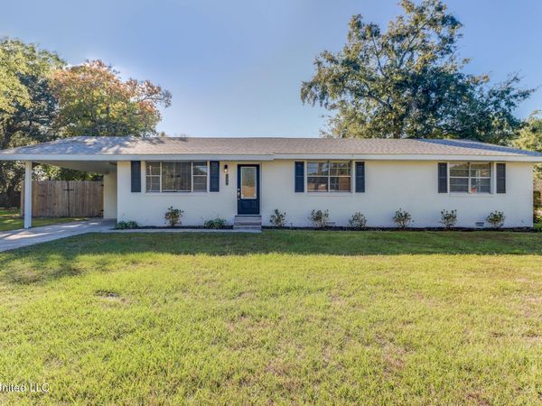 406 Klondyke Road, Long Beach, MS 39560