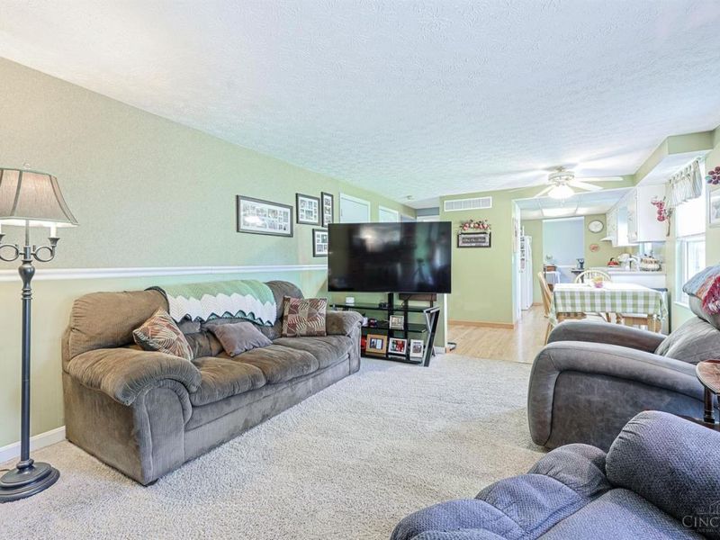 1146 Hickorylake Drive, Delhi Twp, OH 45233 Photo 10