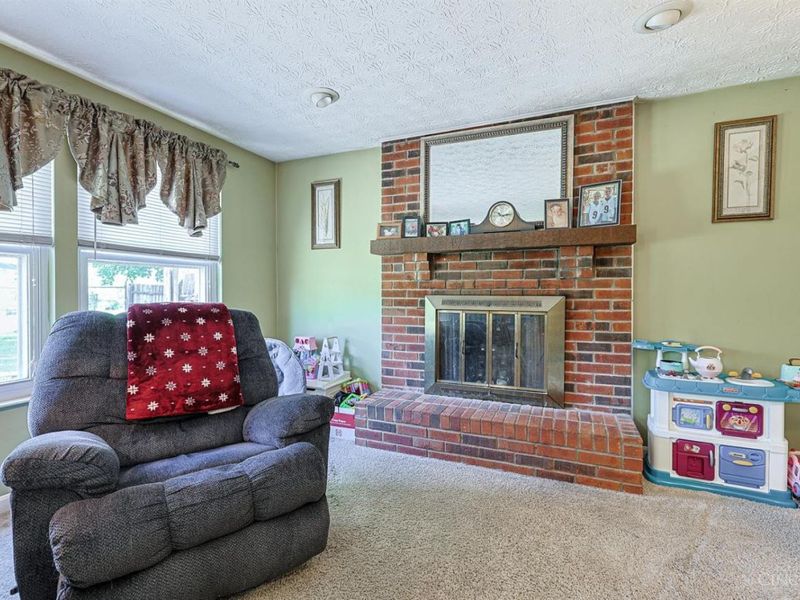 1146 Hickorylake Drive, Delhi Twp, OH 45233 Photo 12