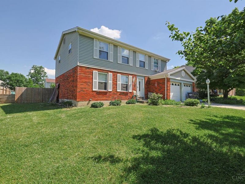 1146 Hickorylake Drive, Delhi Twp, OH 45233 Photo 2